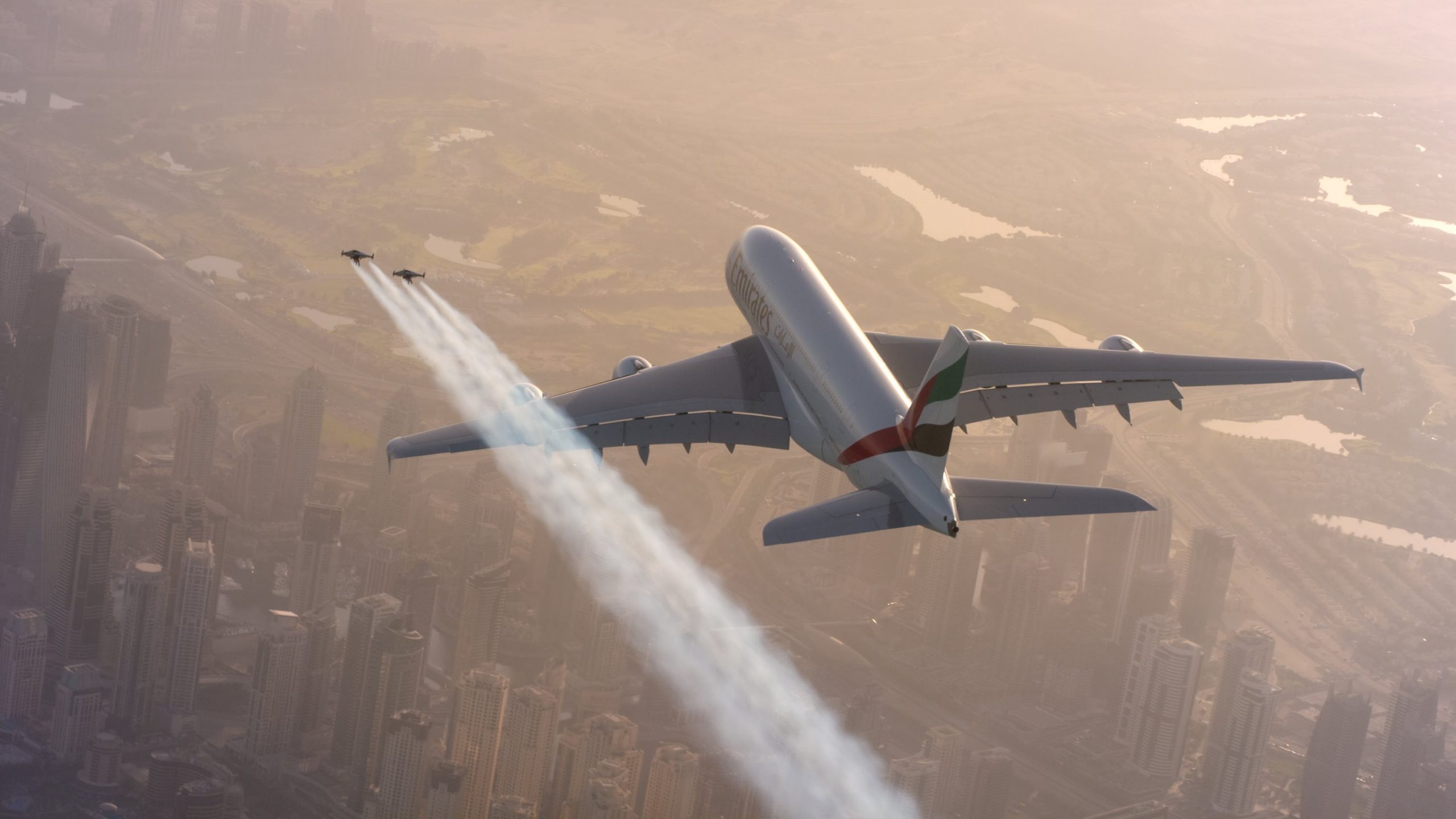 Volaron con jetpacks alrededor de un Air Bus A380