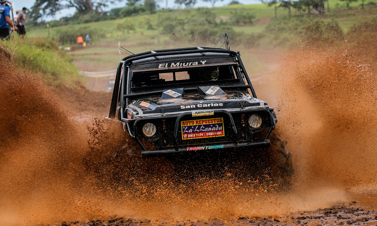 Canales, Flaqué y Alfaro son los campeones nacionales de autocross
