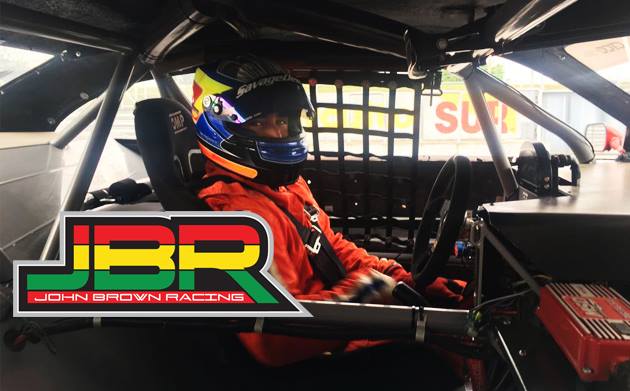 John Brown en la cabina del CTCC