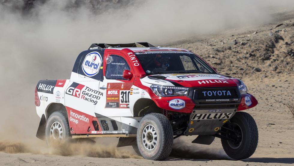 Alonso, en la primera etapa del Dakar 2020 con su Toyota Hilux (ANDRE PAIN - ANDRE PAIN / EFE)