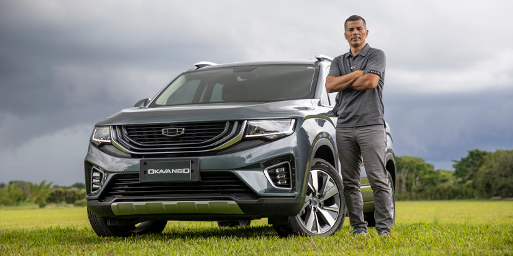 La familia de SUV de Geely sigue creciendo, video review del nuevo Okavango