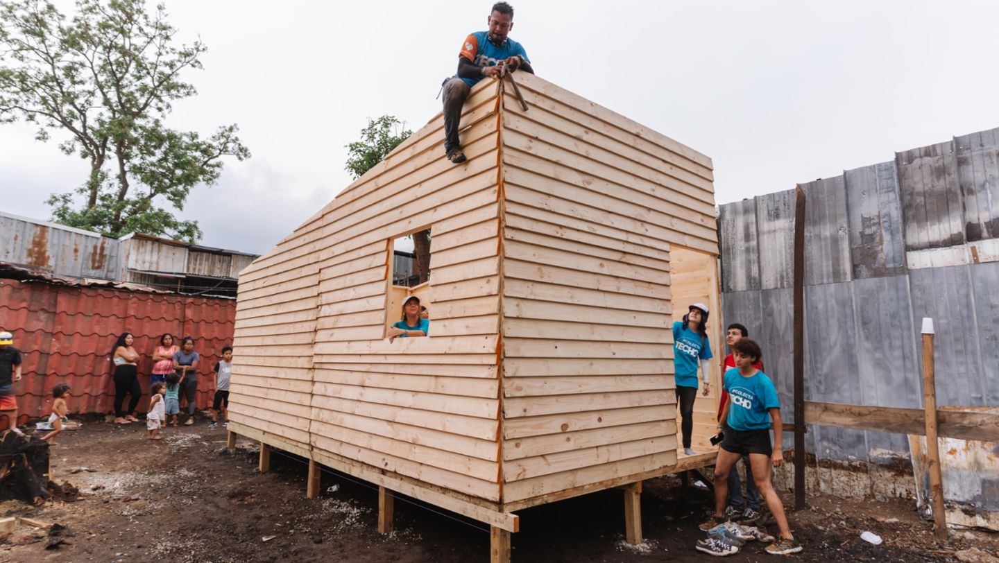 Porsche Costa Rica dona casas transicionales en Alajuela – www ...